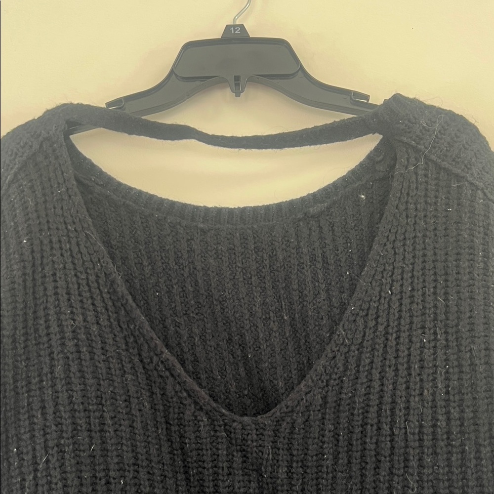 Express Women's Black Ribbed Sweater - Picture 4 of 7
